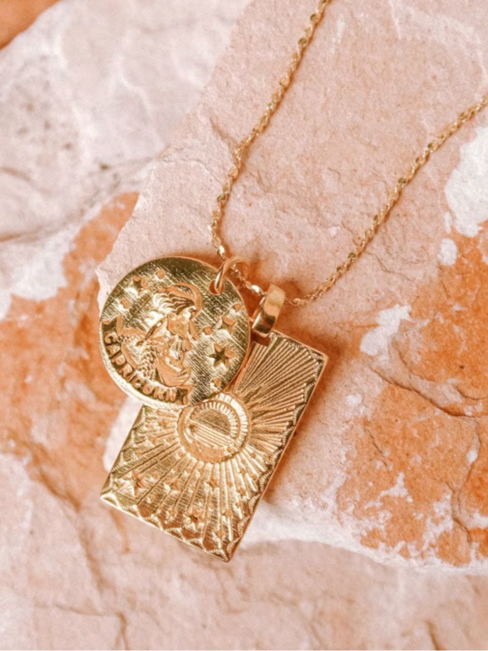 NWT✨ Spell and the Gypsy Stargazer Capricorn Zodiac Necklace